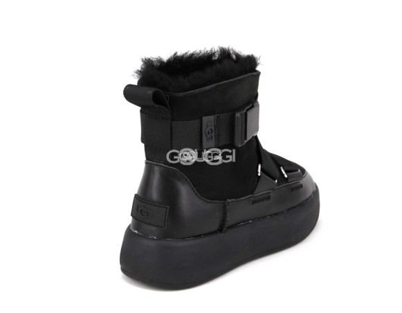 UGG Snowball Black